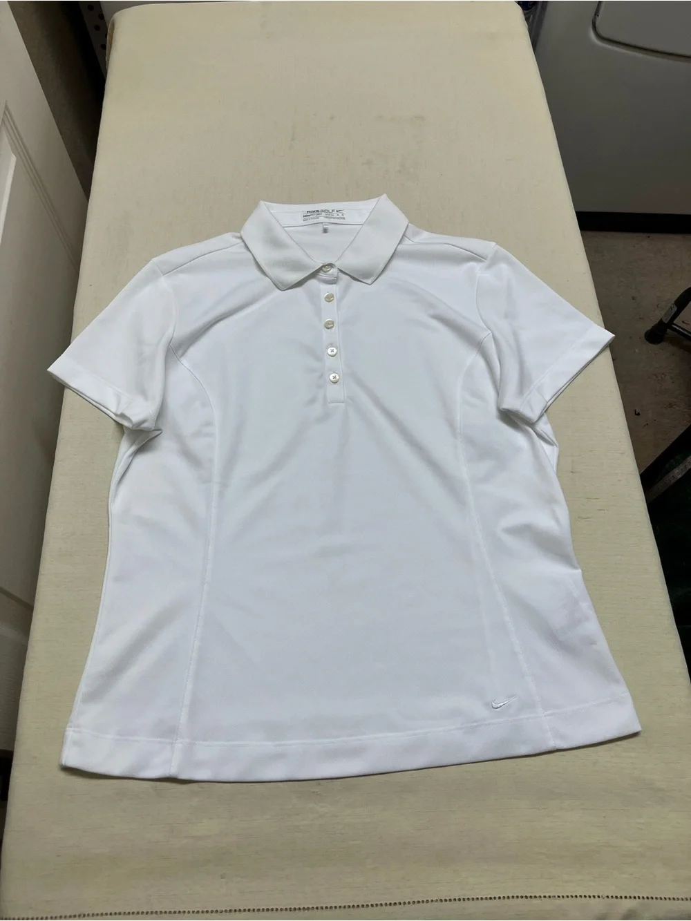 Nike Golf L white embroidered logo polo